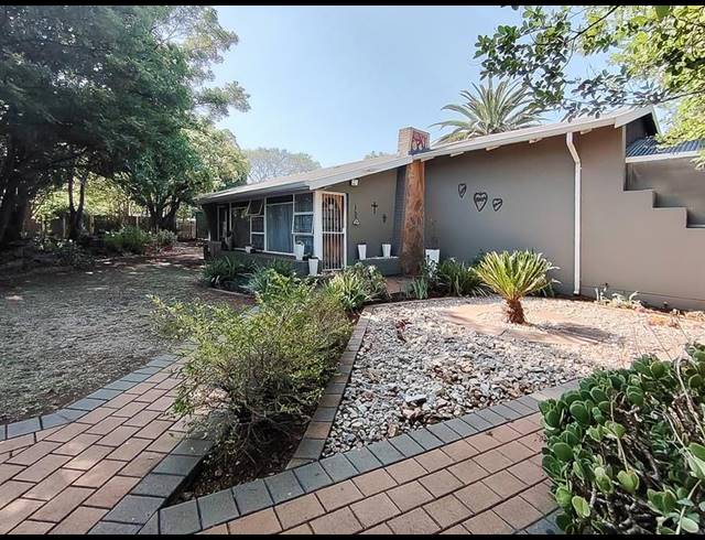 3 BEDROOM HOUSE FOR SALE IN VALHALLA